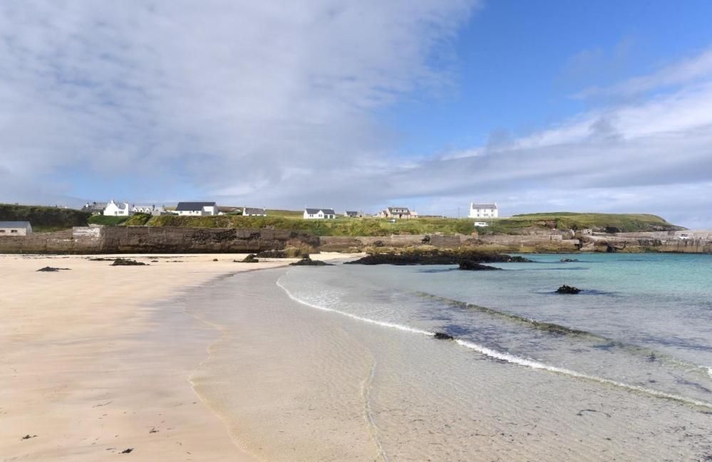 Road End Cottage Port of Ness Buitenkant foto